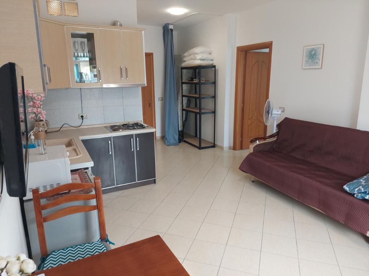 Golden Beach Apartments Durres Ngoại thất bức ảnh