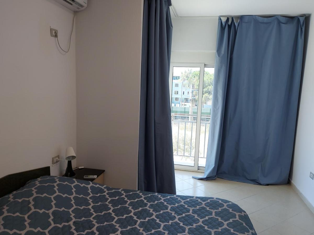 Golden Beach Apartments Durres Ngoại thất bức ảnh