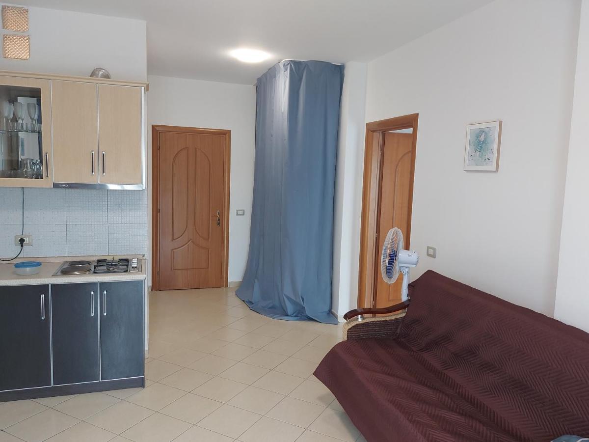 Golden Beach Apartments Durres Ngoại thất bức ảnh